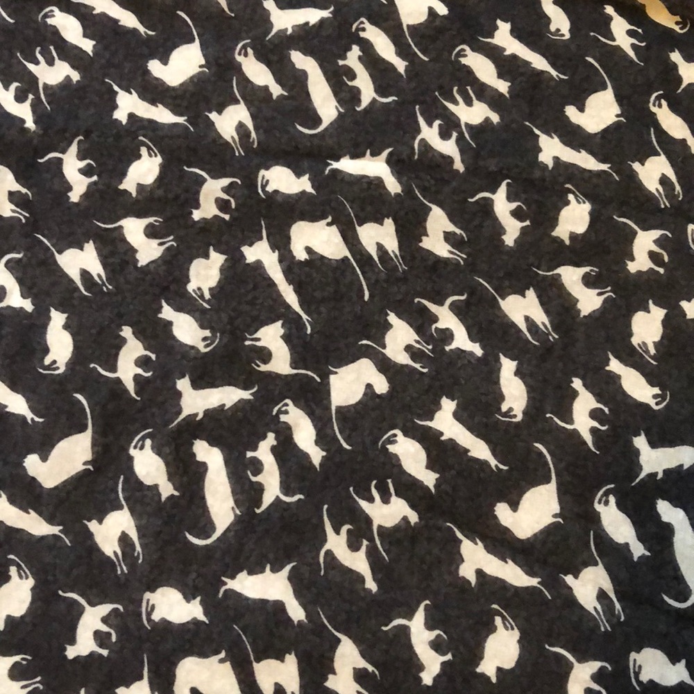 Cat Scarf - Picture 2 of 4
